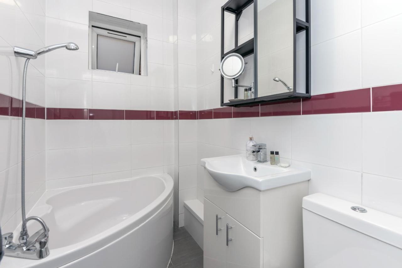 Taylor'S Apartment Wimbledon London Exterior foto