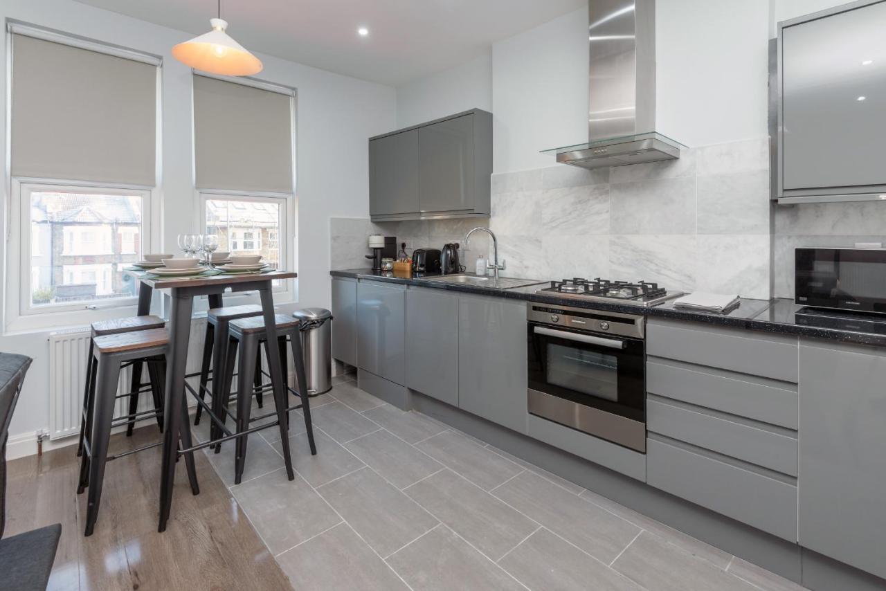 Taylor'S Apartment Wimbledon London Exterior foto